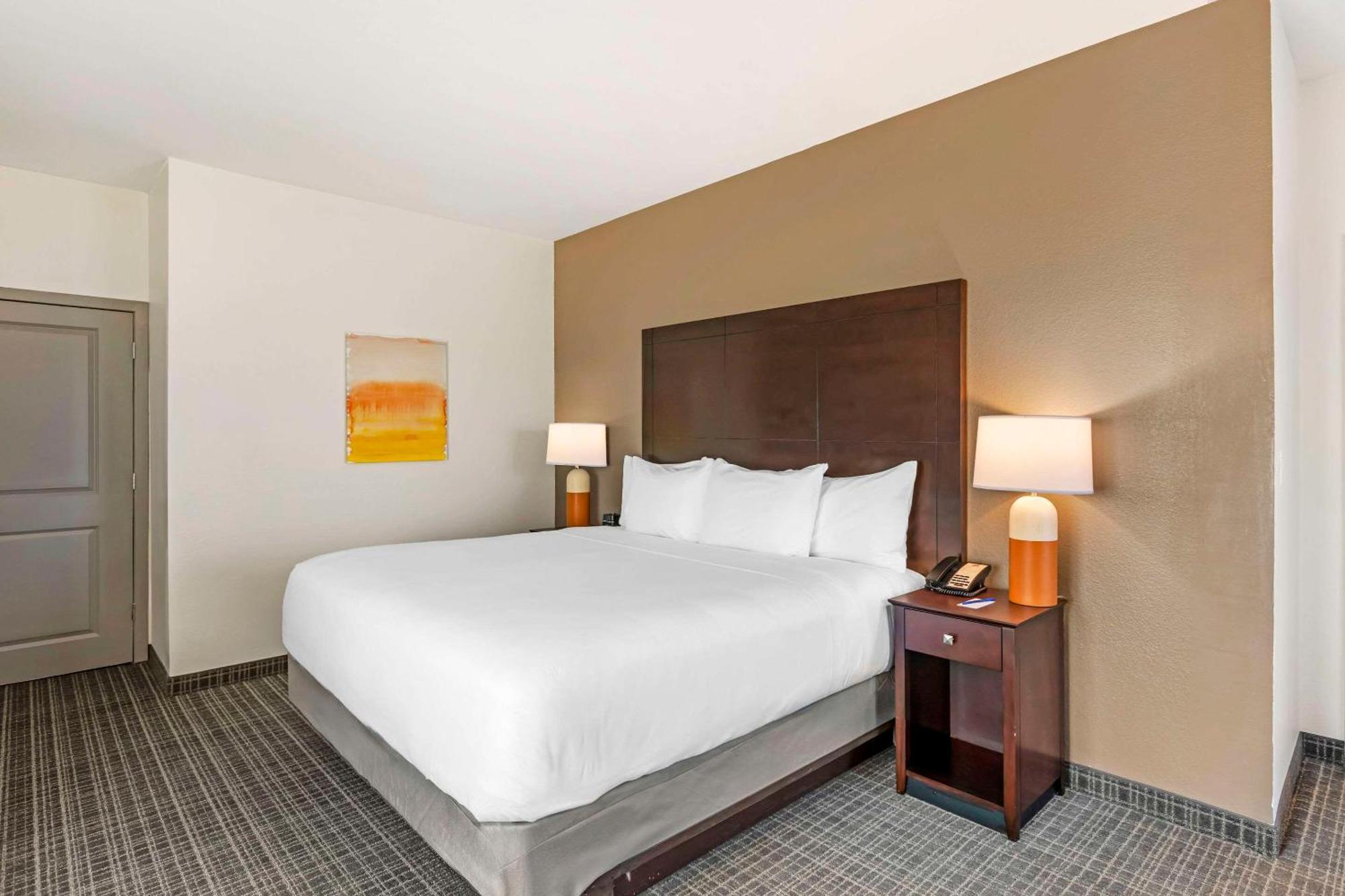 Comfort Inn & Suites Verona At Turning Stone Resort Casino Exterior foto
