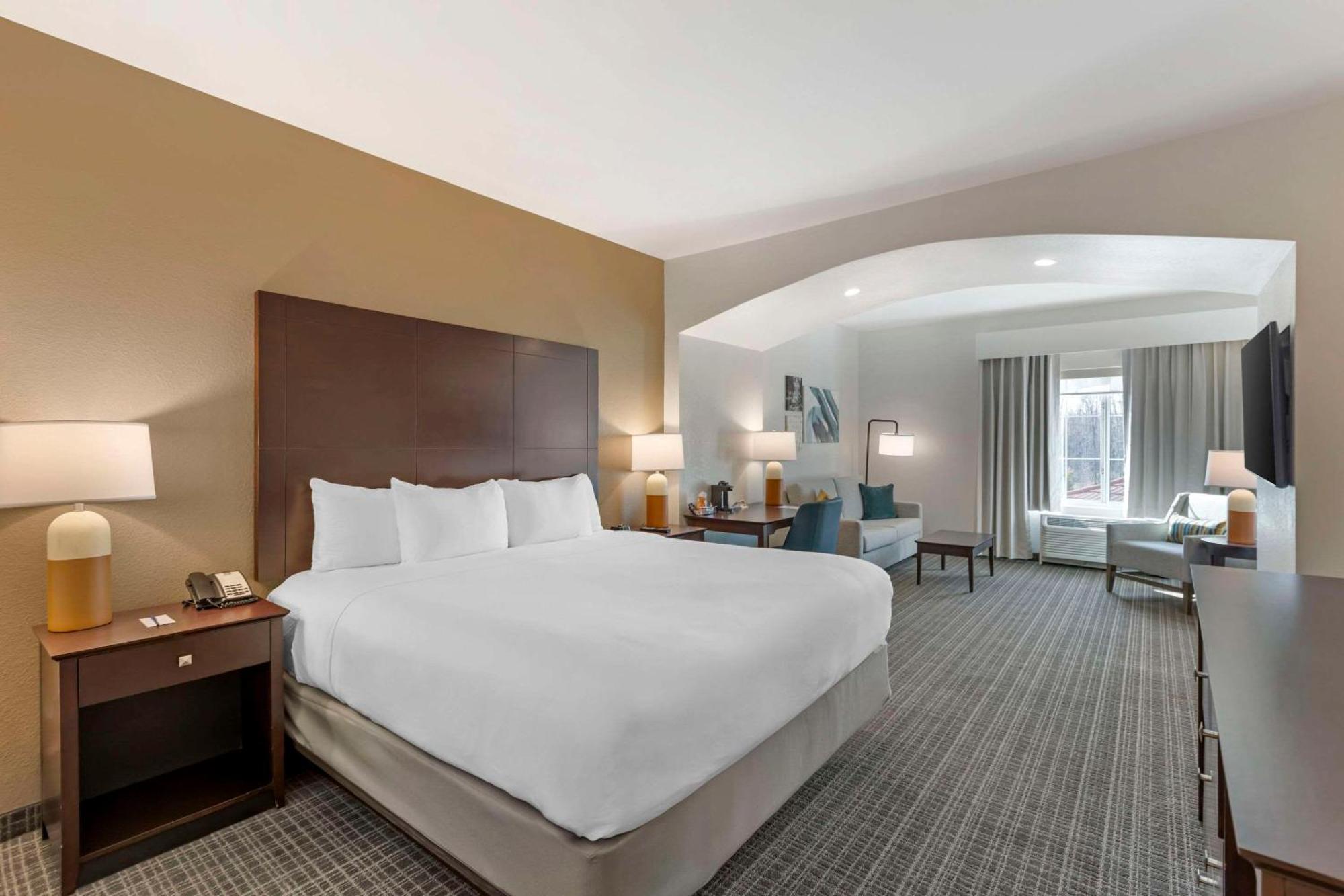 Comfort Inn & Suites Verona At Turning Stone Resort Casino Exterior foto