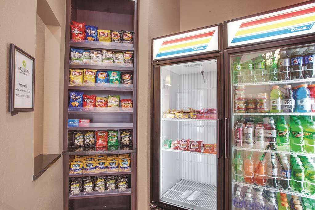 Comfort Inn & Suites Verona At Turning Stone Resort Casino Ausstattung foto